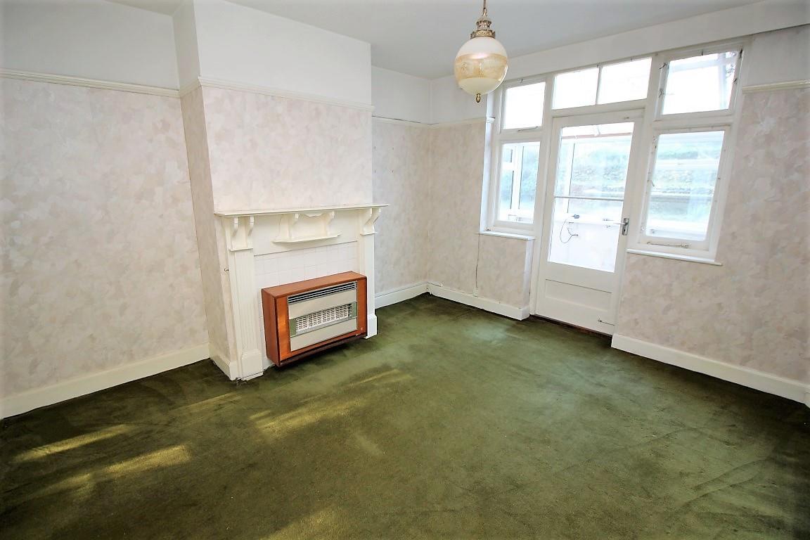 Oak Tree Road, Tilehurst, Reading